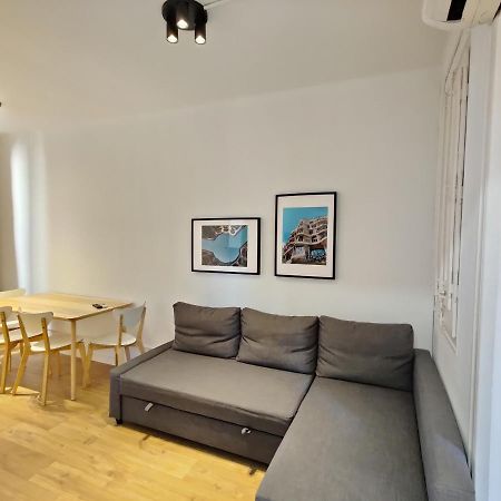 Cozy Apartment In Gracia Barcelona Exterior photo